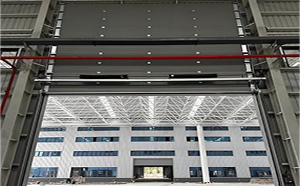 清水工业提升门